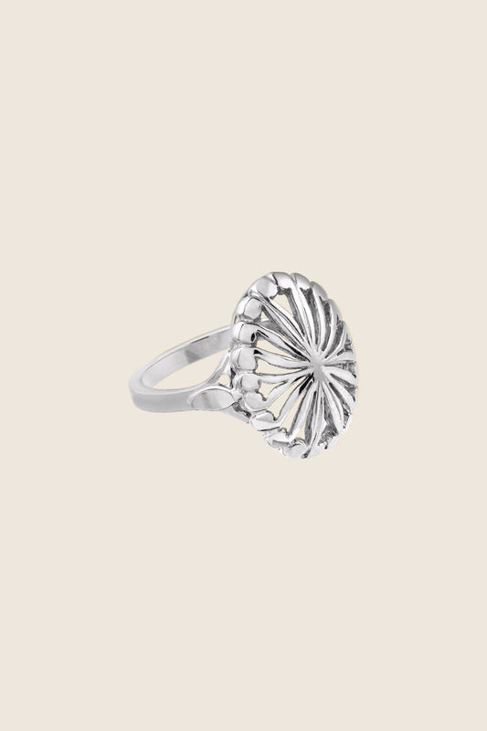 LUCEA white ring